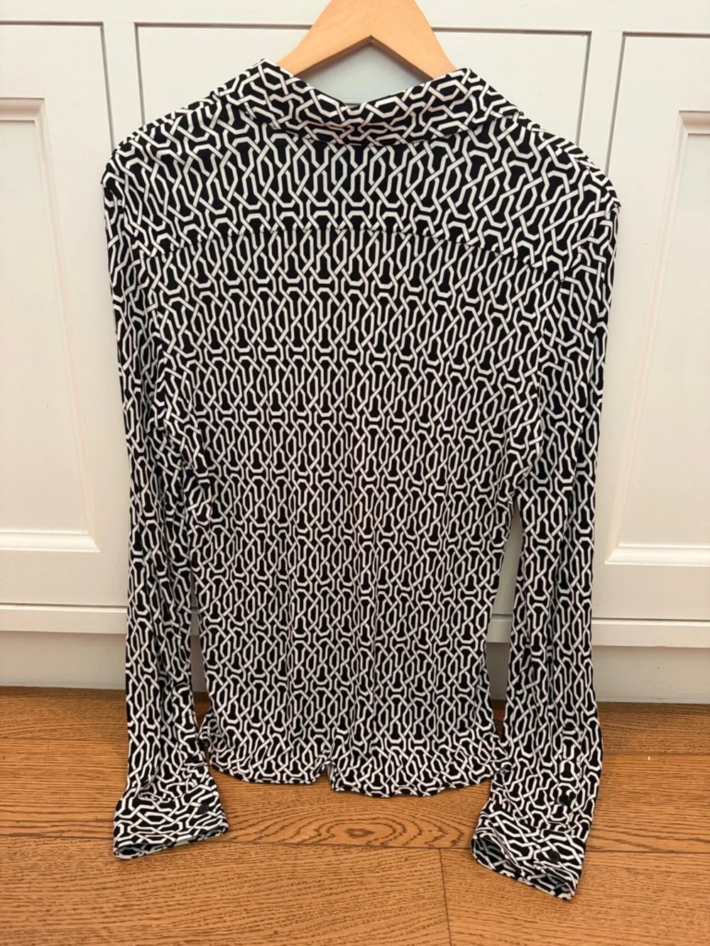 Nili Lotan Celestine Button Front Shirt Size Medium - Picture 3 of 6